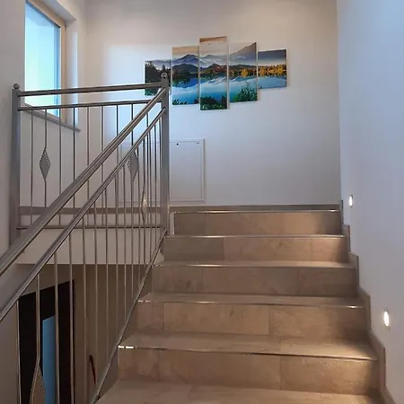 Apartament Alexandra *