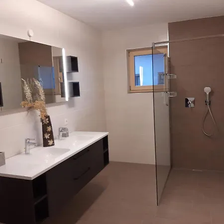 Alexandra Apartmán *